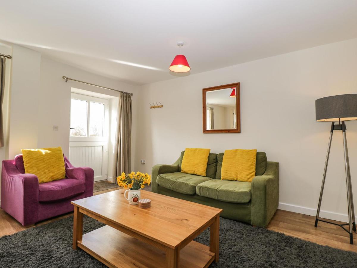 Stables Cottage Melksham Luaran gambar