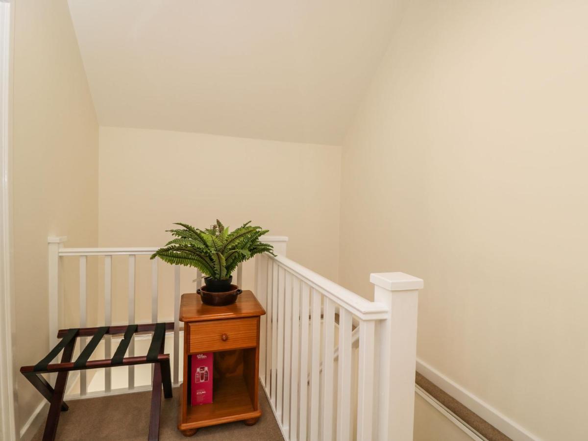 Stables Cottage Melksham Luaran gambar