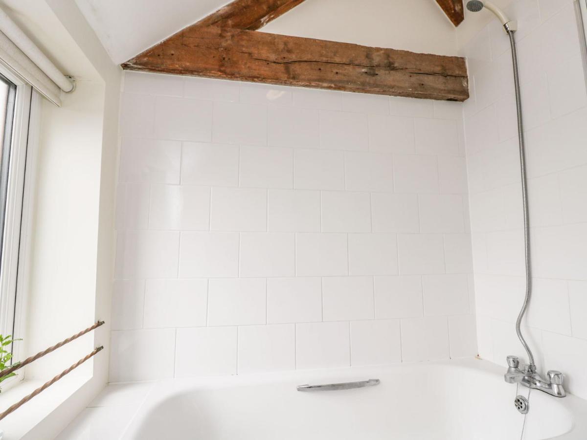 Stables Cottage Melksham Luaran gambar